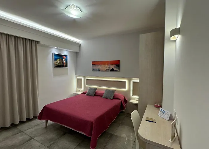 B&B Holiday Tropea Couette-café